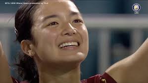 STEP BY THE STEP LANG PARA SUMAKSES, ALEX! 🇵🇭 WATCH: Tennis star Alex  Eala joins a popular online trend to thank her supporters as she continues  her Miami Open campaign. (via Inquirer