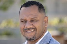 Leadership & Board of Trustees