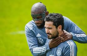Chelsea's antonio rudiger covers catering costs for berlin. Rudiger Warns That Germany Must Be A Little Bit Dirty To Subdue French Flair