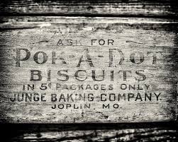 vintage pok a dot biscuits sign in