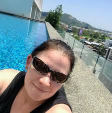 What's best substrate to use in my terrarium for a bearded dragon that is 2  months ?