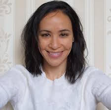 We are very excited to welcome Meredith Wen to Reunion! She's going to be  teaching Saturdays at 1:30 Barrelates Barre + Pilates. A full-body,  up-tempo class that combines barre-inspired movements along with