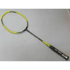 In voltric, the weight is balanced on the top of the frame and at the joint area which allows good handling while also maintaining power. Original Yonex Voltric 2 Dg Raket Badminton Shopee Indonesia