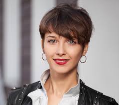 Maybe you would like to learn more about one of these? Hairstyles For Fine Hair 2021 These Haircuts Make Thin Hair Look Full Is Beauty Tips