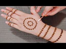 Simple Easy Mehndi Design Back Hand Earbud Mehndi Design Trick New Cotton Bud Mehn In 2020 Mehndi Designs Front Hand Back Hand Mehndi Designs Circle Mehndi Designs