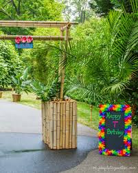 Instead, they are a cosmetic effect that some suggest lock in the good fortune provided by the money tree. 25 Luau Party Ideas To Steal From A Professional Event Planner