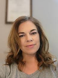 Aida Vasquez's Instagram, Twitter & Facebook