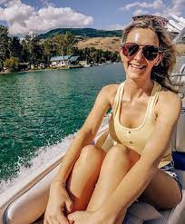 I love to eat and laugh! Kashlee Kucheran Travel Off Path