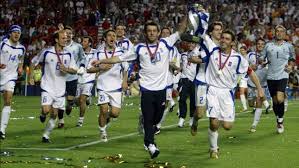 Nonton film tsumugi (2004) subtitle indonesia. Euro 2004 16 Xronia Apo Ton 8riambo Ths Elladas Sto Eyrwpaiko Prwta8lhma Cnn Gr