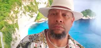 Tutin comprando pescado😋👍