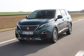 Sa naslonima sedišta uspravnim, korisna zapremina prtljažnika iznosi 660 litara, a raste do maksimuma od 1,775 litara, naravno, kada se nasloni polože. Peugeot 5008 Krece U Prodaju Sirom Srbije Auto Magazin