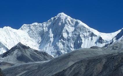 Baruntse (7,129m)