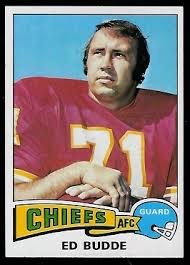 1975 Topps Football Card #174: Ed Budde