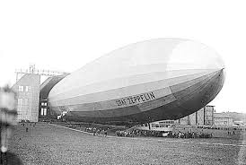 Jen kvůli estrogenu prý přibrala na 102 kilogramů. Vzducholod Graf Zeppelin Cesta Kolem Sveta Za 21 Dni Ahaonline Cz