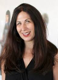 Lindsay Stark's Instagram, Twitter & Facebook