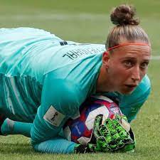 Lorsheyd stond aanvankelijk op de reservelijst, maar wiegman heeft besloten haar en spits joëlle smits toch mee te nemen. Keepster Van Veenendaal Naar Psv Gekomen Om Prijzen Te Pakken Nos