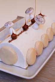 Buche De Noel 3 Vanille Tonka Caramel Et Speculoos Surprises Et Gourmandises Recette Dessert Noel Buche De Noel Dessert Noel