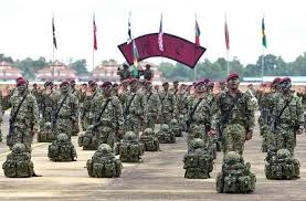 Artileri mengurutkan 10 negara dengan angkatan darat terbesar berdasarkan jumlah personel. Irfan Newboys Ø¹Ù„Ù‰ ØªÙˆÙŠØªØ± Dari Segi Kebolehan 10 Briged Para Adalah Pasukan Elit Payung Terjun Yang Setanding Dengan Lain Lain Pasukan Payung Terjun Di Luar Negara Misalnya Delta Force Amerika Syarikat Dan Airborne Us