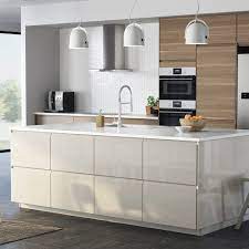 cuisines metod finition voxtorp beige brillant cuisine moderne meuble cuisine cuisine ikea