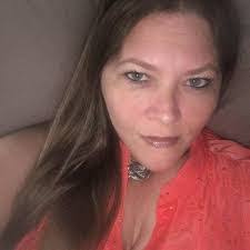 Sonya Hawley's Instagram, Twitter & Facebook