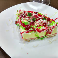 Appropriately called the polar pizza, you can now order this ultimate dessert in four delicious featured flavor combinations or of course, you can have the option to create a customized polar pizza by combining a tasty chocolate chip cookie or double fudge brownie crust with your favorite ice cream. Pin On Mysuru