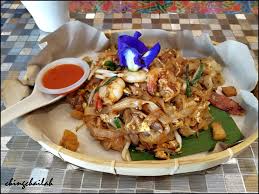 One of the pioneers of char koay teow in penang, the name originates from the owner who has a nickname of ah hor which means tiger in ask anyone about ckt and they would recommend tiger char koay teow besides the siam road. Simple Living In Nancy Lunch At Little Tiger Char Koey Teow Ipoh