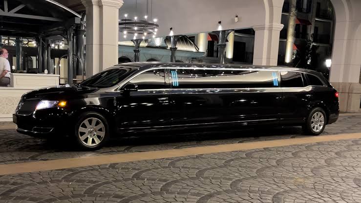 Disney World Limo Service | MCO & SFB Airport Transportation