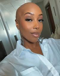 Malika Francis's Instagram, Twitter & Facebook