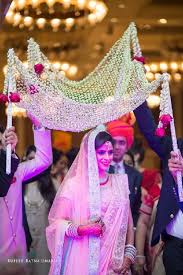 All Mogra Phoolon Ki Chaadar Amazing Isn T It Wedzo Unique Creative Phoolo Phoolon Ki Chaadar Ind Bride Entry Indian Wedding Planning Indian Wedding