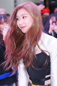 | lee mcphatter works in the administrative resource center. Lee Chaeryeong Pics On Twitter Itzy Kpop Girls Girl