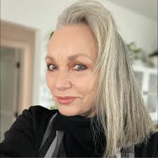 What is Boyhood, but for a girl? What is The 400 Blows, but for a girl?  What is personhood for young women?” Greta Gerwig directed Lady Bird with  these questions in mind.