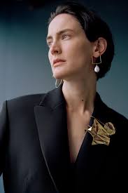 Món phụ kiện được săn lùng nhất năm nay mà mọi quý cô đều nên sở hữu