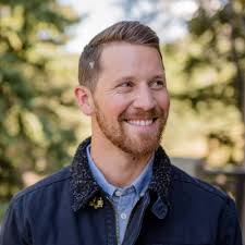 My boy Cody Mathison took this photo of me last weekend. 12am start, 1pm  finish. We had the incredible opportunity (good snow and vibes) of skiing  the mountaineer's route