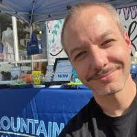 Cecil Grant's Instagram, Twitter & Facebook