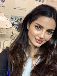 Pin By Iver Chavarria On Goddesses Hair Color Ideas For Brunettes Balayage Brunette Hair Color Hair Beauty