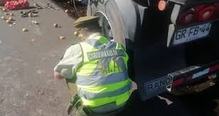 Trabajadores de la salud quedan graves por accidente con chofer ebrio en maipú: Ewnvusd5dia55m