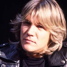 Extrait de l'album éponyme, 1976 paroles : 9sxgk0db5zitnm