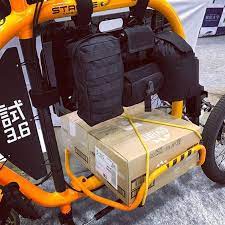 サスペンション塗装完了するまでしばし休憩 試作機1台しかないから結構大変w strokecargotrike cargobike ebike カーゴバイク dagastroke 塗装中 bici motos