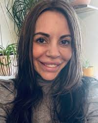 Shanna Huff's Instagram, Twitter & Facebook