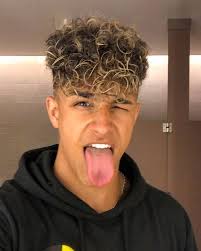 Lyndon Walker (lyndonwalker10)