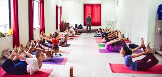 Thousands flock to india between october and march to study yoga. Best Yoga School In Rishikesh India Tapovan Yoga Peeth