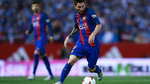 Jun 18, 2021 · le portail spécialisé footy headlines a dévoilé le nouveau maillot du fc barcelone pour la ligue des champions la saison prochaine. Foot Messi Reste A Barcelone Bbc News Afrique