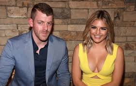 Love Is Blind When Giannina Asked Damian If He Was Going To Say I Do He Said I Will Know When I See You At The Altar