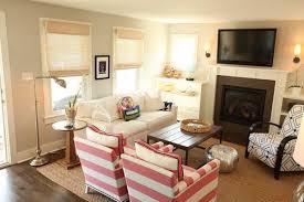 Traditional Living Room Ideas With White Sofa And Accent Chairs Small Living Rooms Small Living Room Design Small Family Room