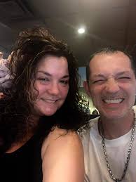 Baked ziti with fresh basil and tomato sauce