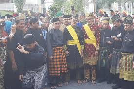 Apa Itu Acara Adat Tepuk Tepung Tawar Ini Rangkaian Kegiatannya