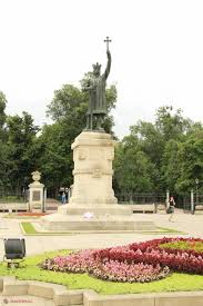 Ștefan cel mare, vaslui at geonet names server. Cui Ii Incurca Statuia Lui Ètefan Cel Mare Èi Sfant