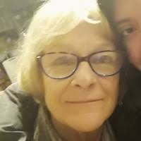 20+ "Elly Young" profiles