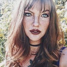 ✂️ Bailey Harper is a barber originating from Steamboat Springs Colorado.  She has been in the hair industry for 13 years with a predominant focus