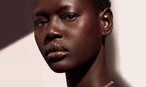 chuck taylor piel negras